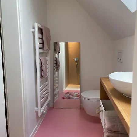 Vewa Loft - Helle, Ruhige Dachwohnung Apartamento Kirchberg an der Jagst